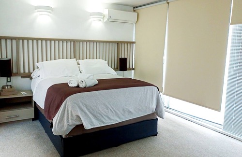Coyoacán Apartamento | Town House 2 in San Ángel 2BR/3BA 1 Queen 2 Twin 1 Sofa bed double