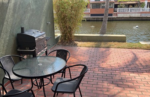 Lecheria Casa | Town house con salida al canal en la encantadora Lechería