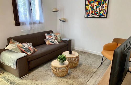 Enghien-les-Bains Casa | Town house in Enghien les Bains (with its casino) 10mn from Paris by train.