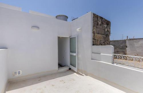 Luqa Apartamento | Town House in the Heart of Luqa - close to Malta International Airport