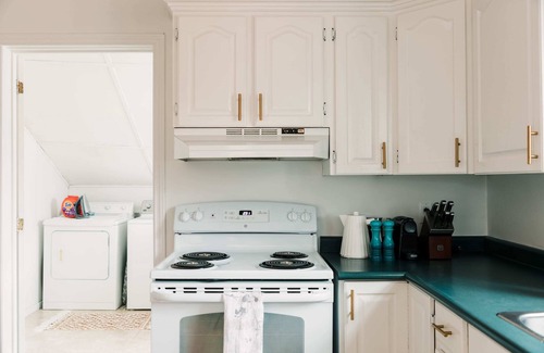 Wellington Casa | Town & Trail - Walkable Wellington Charmer