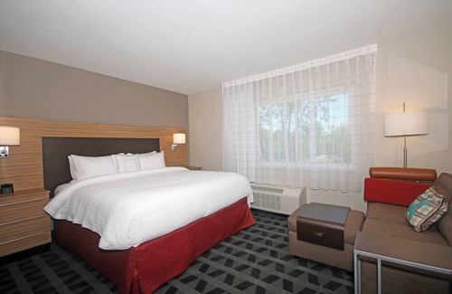 North Charleston Hotel | TownePlace Suites by Marriott Charleston-North Charleston