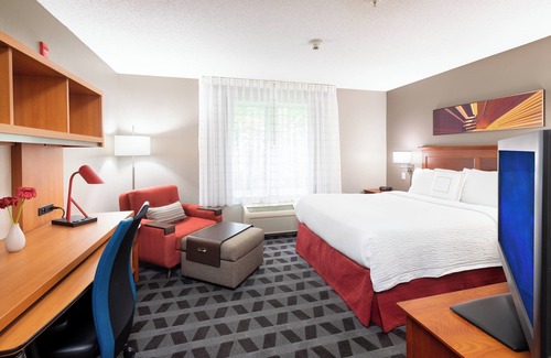 Bowie Hotel | TownePlace Suites Bowie Town Center