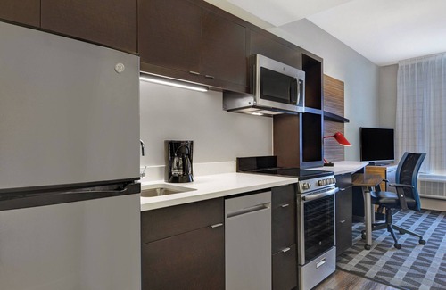Bradenton Hotel | TownePlace Suites by Marriott Sarasota Bradenton West