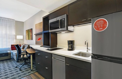 Bradenton Hotel | TownePlace Suites by Marriott Sarasota Bradenton West