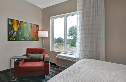 Bradenton Hotel | TownePlace Suites by Marriott Sarasota Bradenton West