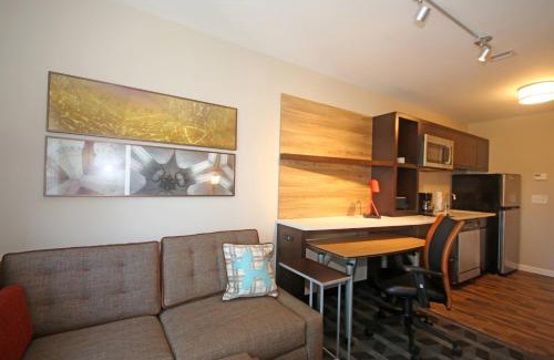 North Charleston Hotel | TownePlace Suites by Marriott Charleston-North Charleston