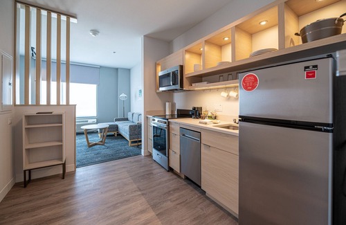 Las Vegas Hotel | TownePlace Suites by Marriott Las Vegas North I-15