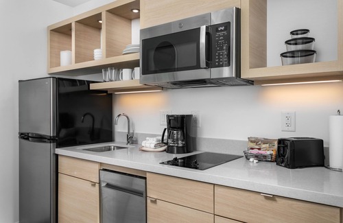 Downtown Nashville Hotel | TownePlace Suites by Marriott Nashville Midtown