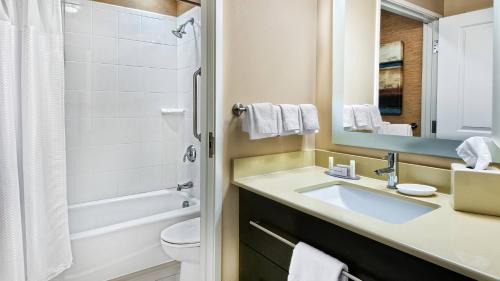 Downtown San Antonio Hotel | TownePlace Suites by Marriott San Antonio Downtown Riverwalk