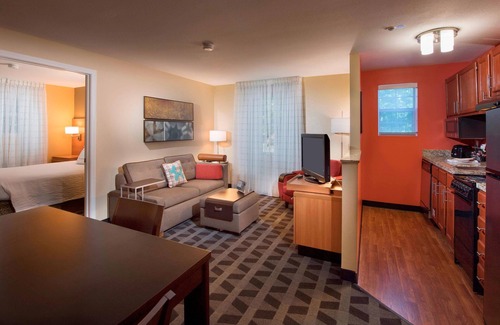 Alpharetta Hotel | TownePlace Suites by Marriott Atlanta Alpharetta