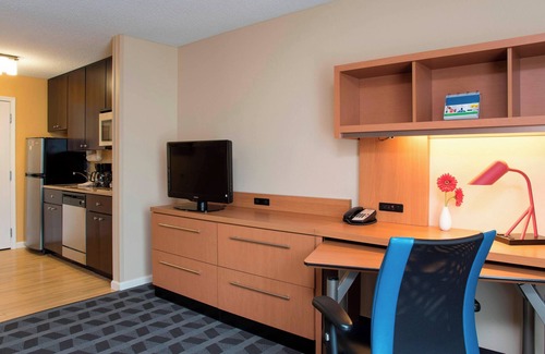 Kalamazoo Hotel | TownePlace Suites by Marriott Kalamazoo