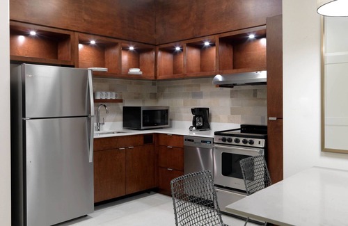 South Orange Hotel | TownePlace Suites by Marriott Orlando Downtown