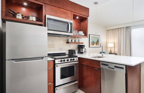 South Orange Hotel | TownePlace Suites by Marriott Orlando Downtown