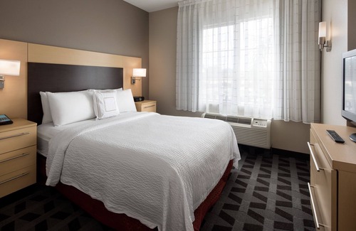 Vista Hotel | TownePlace Suites by Marriott San Diego Vista