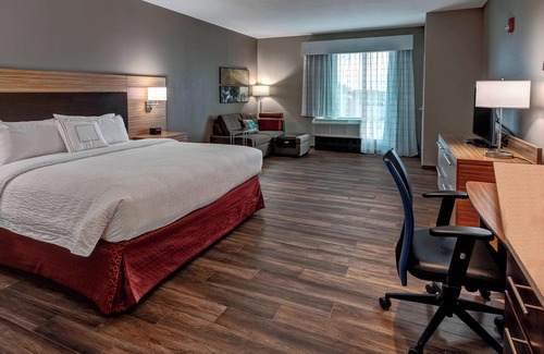 Hot Springs Hotel | TownePlace Suites by Marriott Hot Springs
