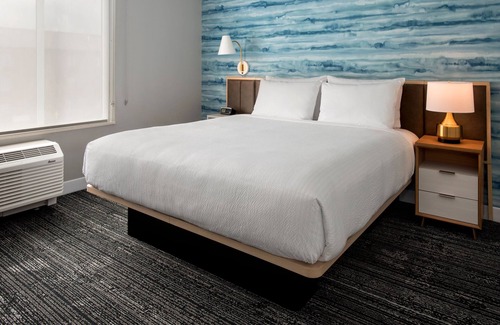 South Portland Hotel | TownePlace Suites by Marriott Portland Airport ME