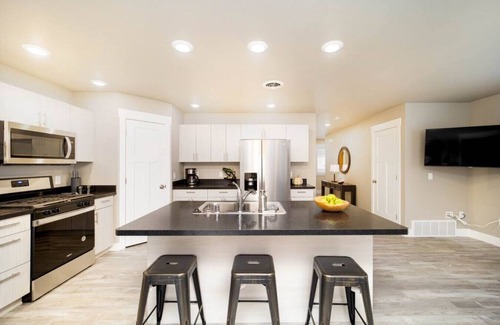 North Park Casa | Townhome - brand new in the heart of Billings