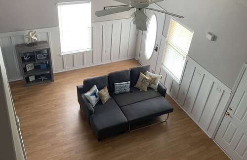 Navarre Casa | Townhome close to beach (sleeps 11)