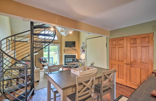 Ellicottville Apartamento | Townhome w/ Fireplace - Walk to Chairlift!