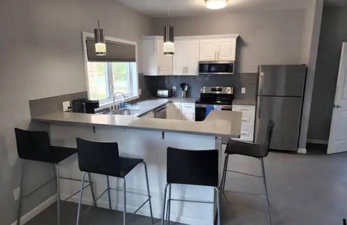 Downtown Niagara Falls Casa | Townhomes at the Falls - 312 D Upper - Buffalo Ave