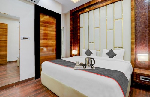 Kalyanpur Hotel | Townhouse 1134 Hsdv