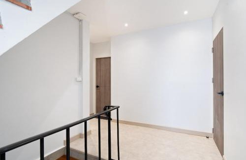 Bang Phong Phang Apartamento | Townhouse at Sathu Pradit road