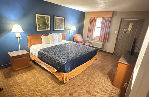 North San Antonio - SAT Hotel | La Quinta Inn by Wyndham San Antonio I-35 N at Rittiman Rd