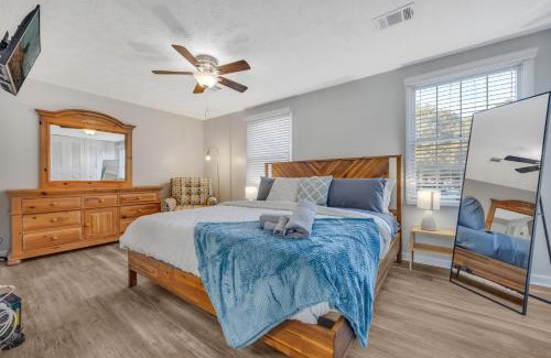 Sandy Springs Apartamento | Townhouse in ATL Suburbs,Backyard & Parking!