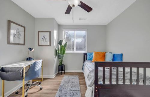 Sandy Springs Apartamento | Townhouse in ATL Suburbs,Backyard & Parking!