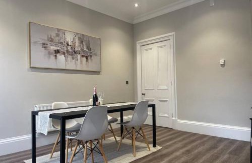 Queens Quarter Apartamento | Townhouse in Belfast