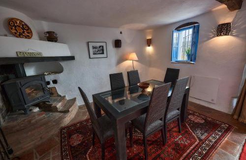 Gaucín Casa | Townhouse in Gaucin an Andalusian White Village