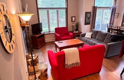 Mont-Tremblant Apartamento | Townhouse in Tremblant