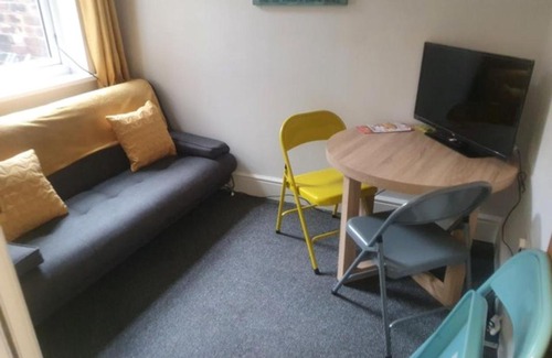 Burslem Casa | Townhouse @ Kinver Street Stoke