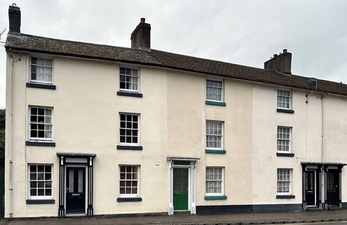 Llanidloes Casa | Townhouse-Llanidloes- Mid Wales- Powys-Pet-Friendly- sleeps 6