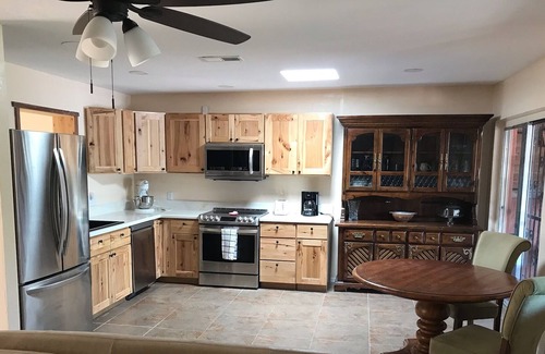 Country Club Estates Casa | Townhouse located on the last hole of golf course minutes from the clubhouse