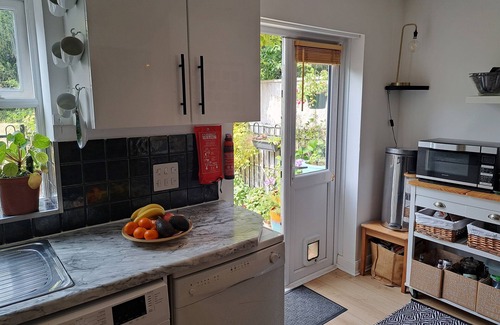 Westbury Casa | Townhouse near to Longleat and Frome