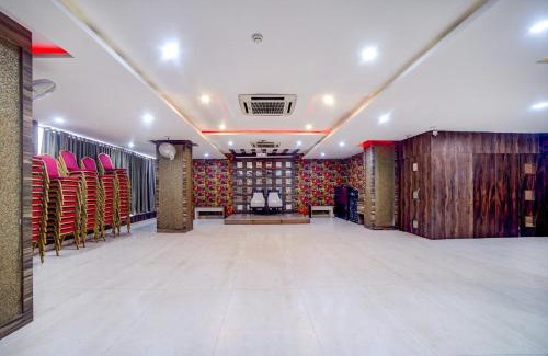 Khattalwada Hotel | Townhouse Oak Bhilai Railway Junction Formerly Hotel Lotus