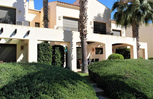 Roda Casa | Townhouse overlooking the pool