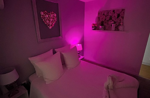 Piolenc Casa | Villa with jacuzzi and private sauna
