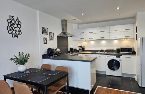 Northampton Apartamento | TownStay- Modern 2 bedroom apartment with en-suite
