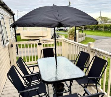 Towyn Casa | Towyn - 3 Bed Caravan - Pet Friendly