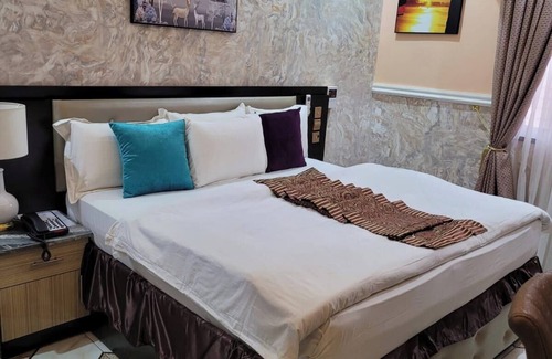 Gwagwalada Hotel | TOZY HOTEL