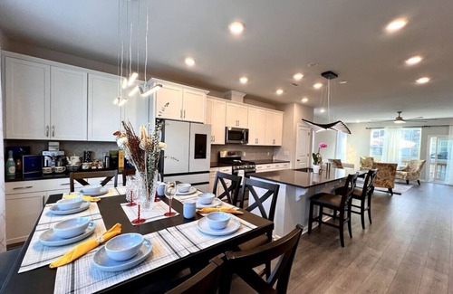 Durham Casa | TPV - Buckingham - 10 mins - Airport/Duke/Downtown