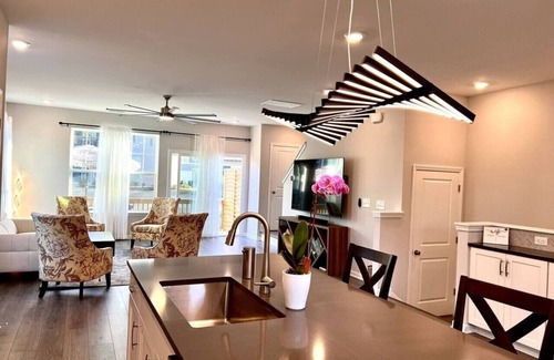 Durham Casa | TPV - Buckingham - 10 mins - Airport/Duke/Downtown