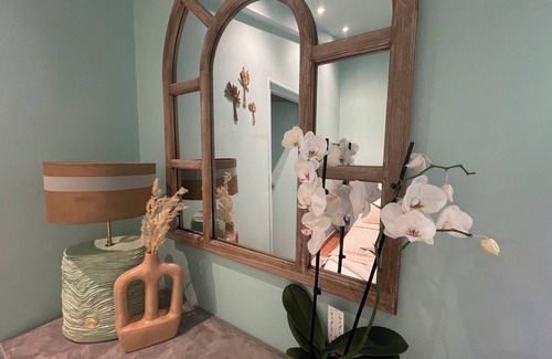 La Roquette-sur-Var Otro | Très Beau mas Avec Piscine Chauffée et Jacuzzi Dans Larrière Pays Niçois