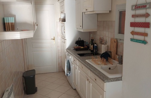 Sanary-sur-Mer Apartamento | Très Beau T2 Neuf, Calme, Terrasse, au Cœur de Sanary + box Fermé en Sous-sol