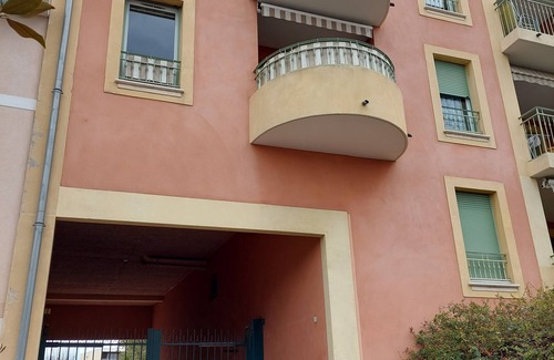 Sanary-sur-Mer Apartamento | Très Beau T2 Neuf, Calme, Terrasse, au Cœur de Sanary + box Fermé en Sous-sol
