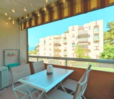 Ampuis Apartamento | Très bel Appartement Le Santa Lucia à SAINT-RAPAËL - Confort, Climatisation et Vue mer !