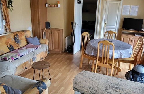 Ardres Casa | Très Bien Situé le Mobil Home se Trouve à Proximité du lac Dardres